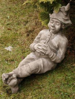 schlafender Wichtl | Fiona Scott © | Devonshire Statuary
